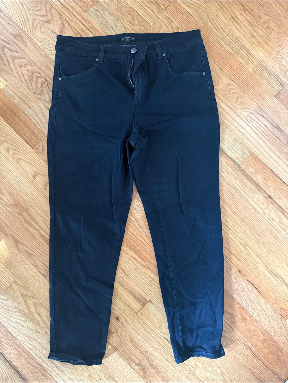 Universal Standard Women’s Skinny Jeans in Black